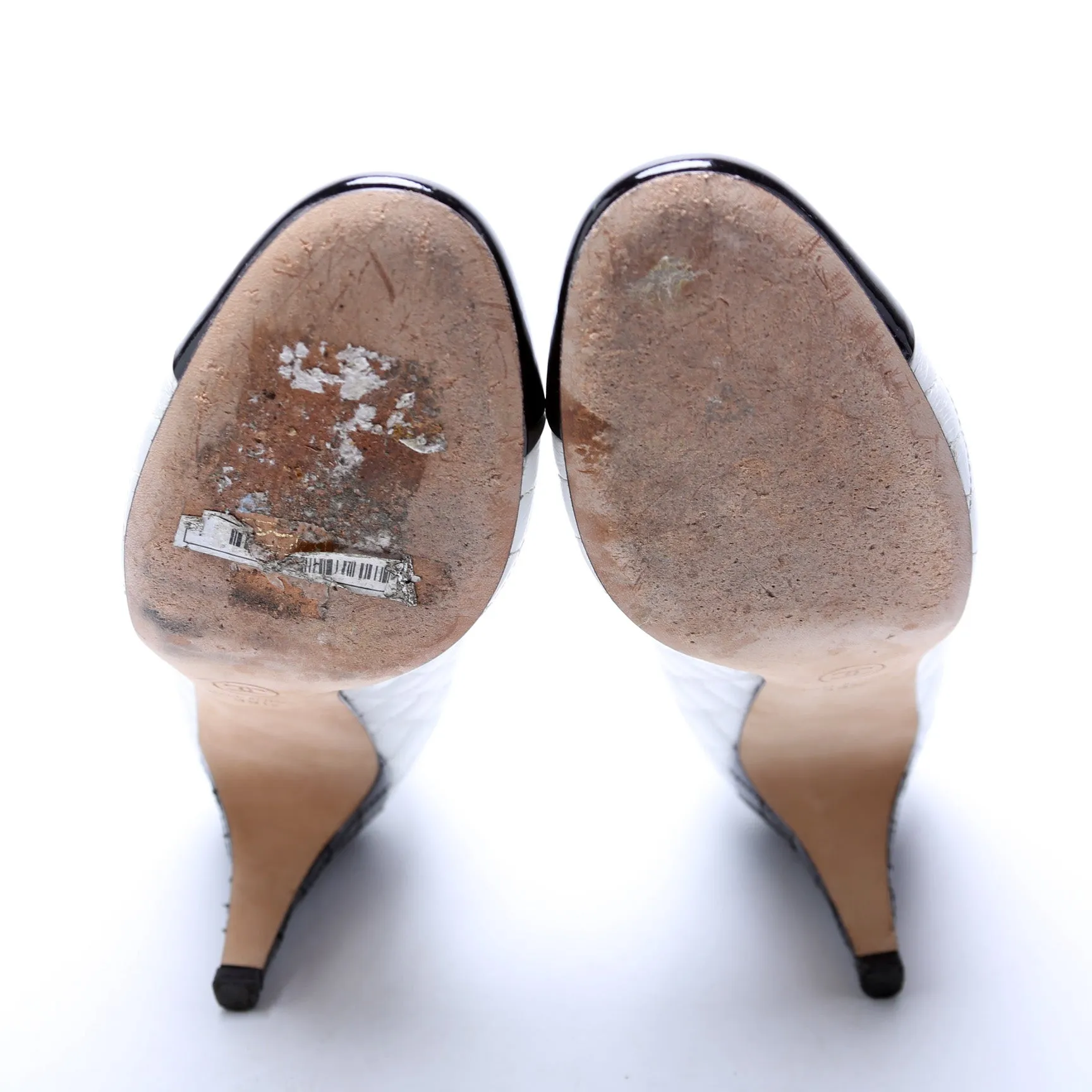 Cap Toe Quilted Pumps Size 39.5